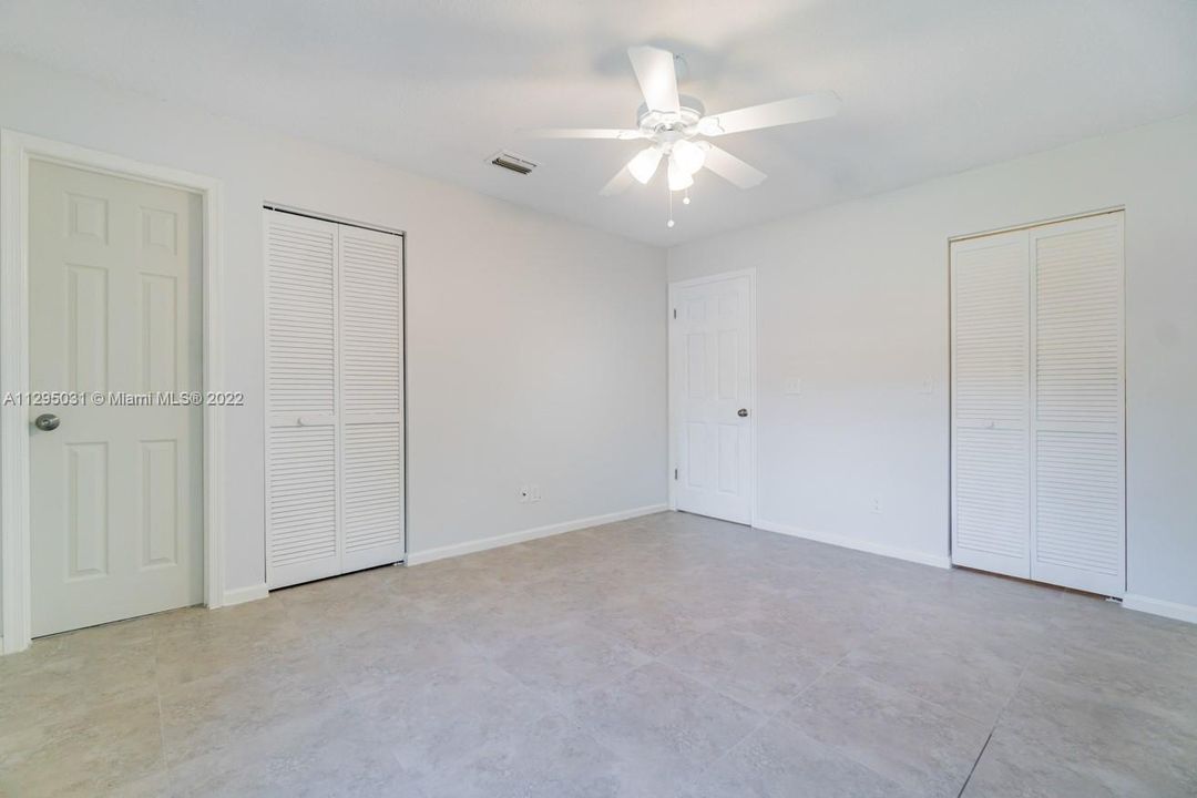 Недавно продано: $275,000 (2 спален, 2 ванн, 936 Квадратных фут)