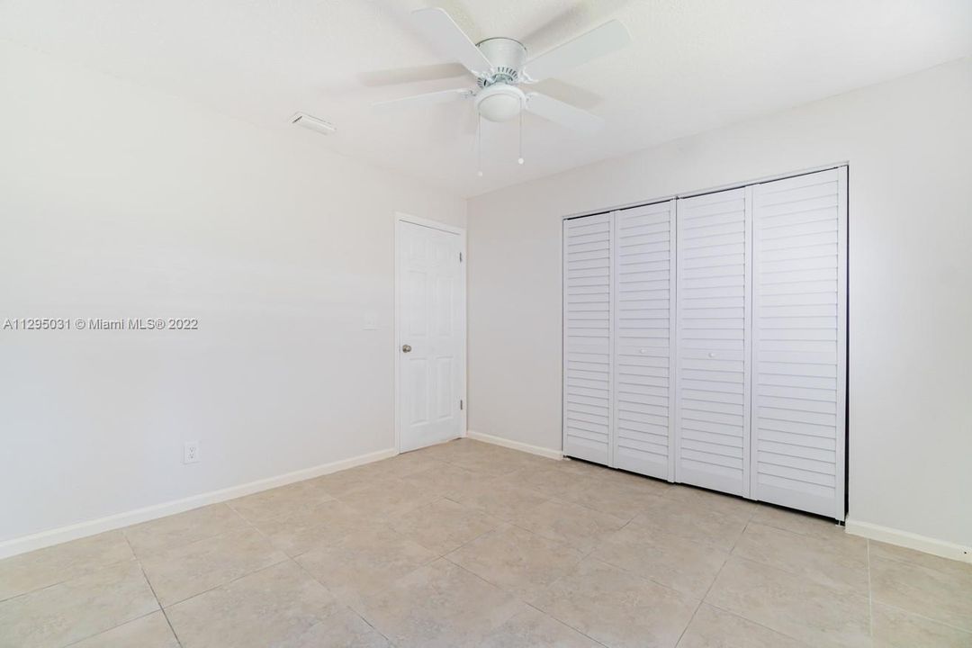 Недавно продано: $275,000 (2 спален, 2 ванн, 936 Квадратных фут)