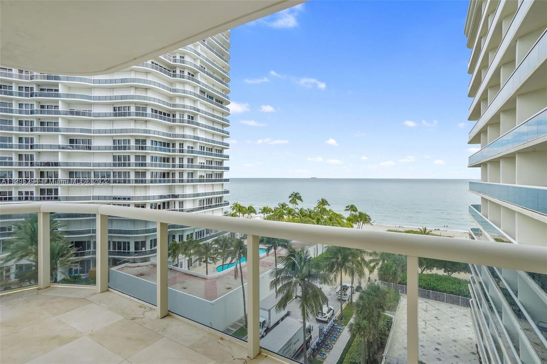 Recently Sold: $2,100,000 (3 beds, 2 baths, 1980 Square Feet)