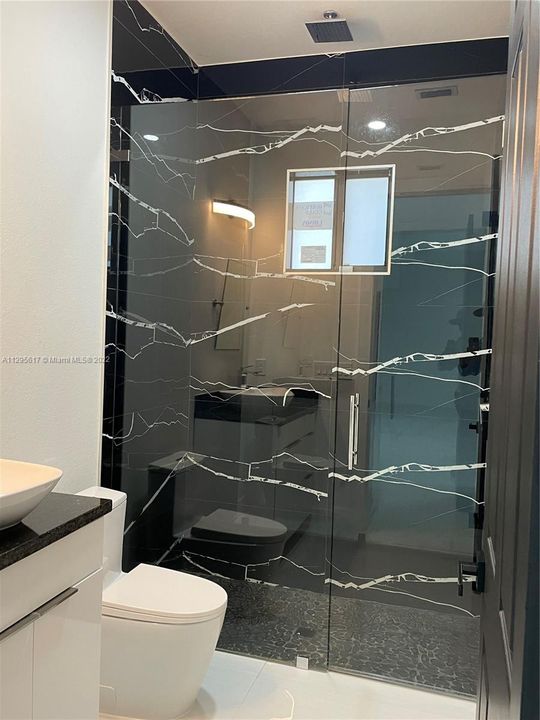 Recently Sold: $440,000 (3 beds, 3 baths, 2120 Square Feet)