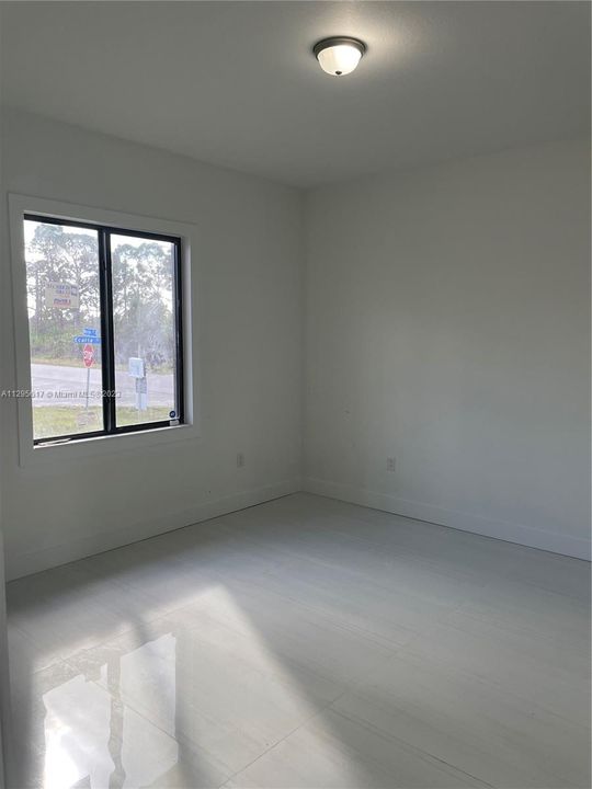 Recently Sold: $440,000 (3 beds, 3 baths, 2120 Square Feet)