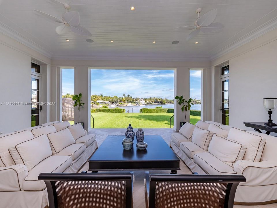 Recently Sold: $21,500,000 (7 beds, 5 baths, 10860 Square Feet)