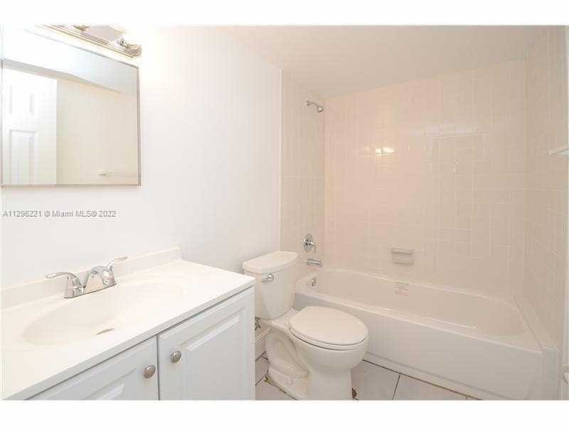 Recently Rented: $1,700 (1 beds, 1 baths, 15722 Square Feet)