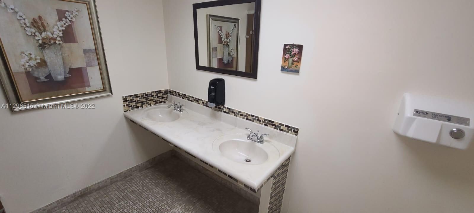 最近租的: $800 (0 贝兹, 0 浴室, 0 平方英尺)