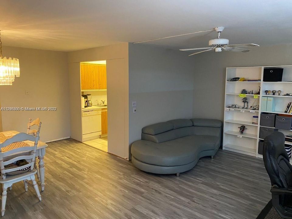 Recently Rented: $1,500 (1 beds, 1 baths, 798 Square Feet)