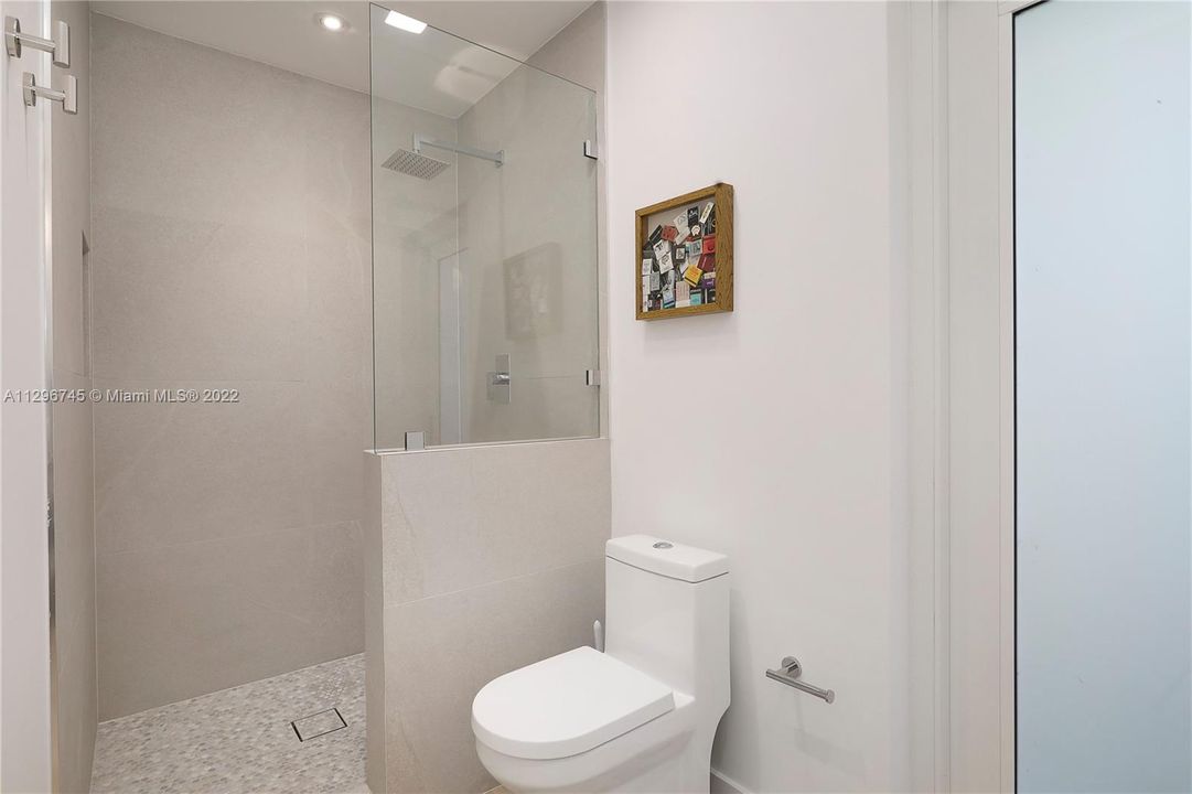 Недавно арендовано: $6,250 (4 спален, 3 ванн, 2242 Квадратных фут)
