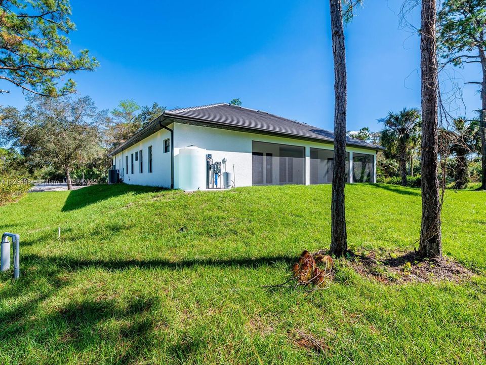 Recently Sold: $1,190,000 (4 beds, 4 baths, 2644 Square Feet)