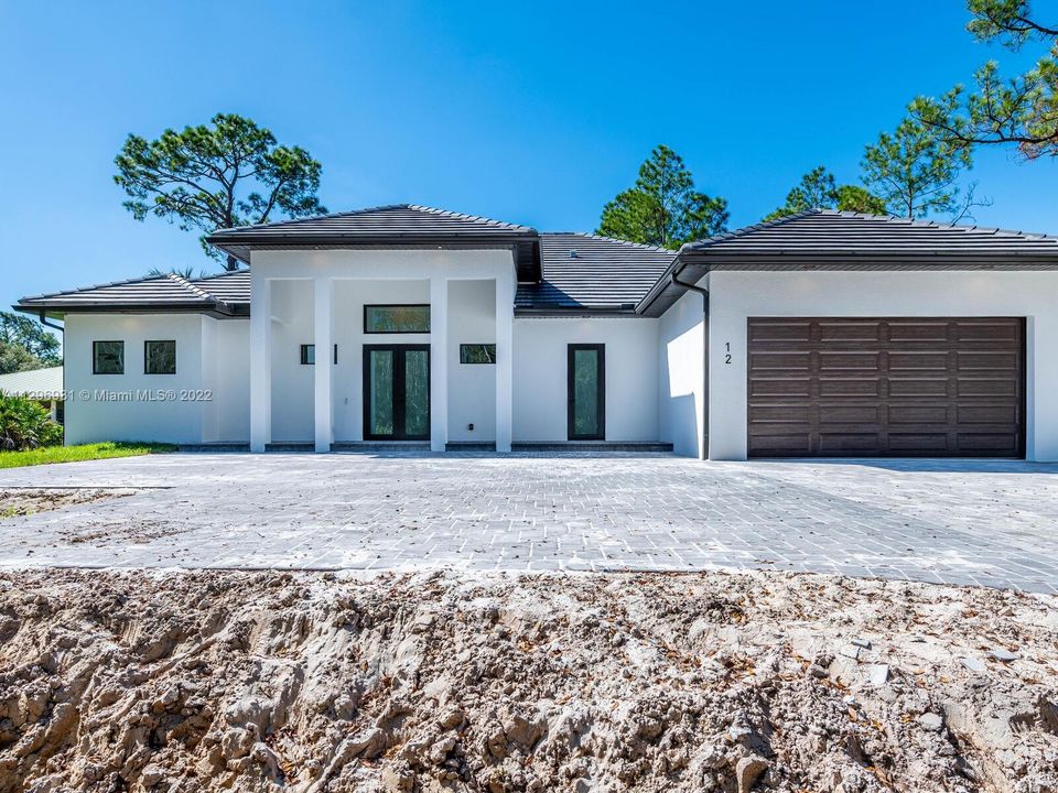 Recently Sold: $1,190,000 (4 beds, 4 baths, 2644 Square Feet)