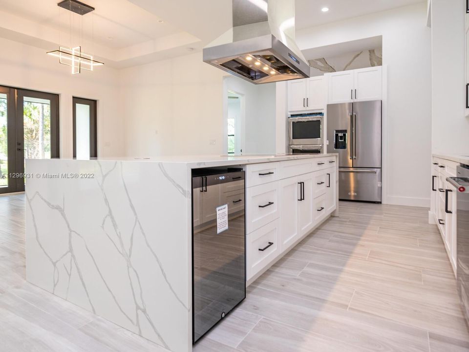 Recently Sold: $1,190,000 (4 beds, 4 baths, 2644 Square Feet)