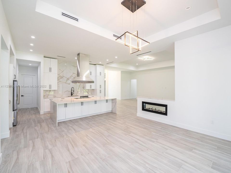 Recently Sold: $1,190,000 (4 beds, 4 baths, 2644 Square Feet)