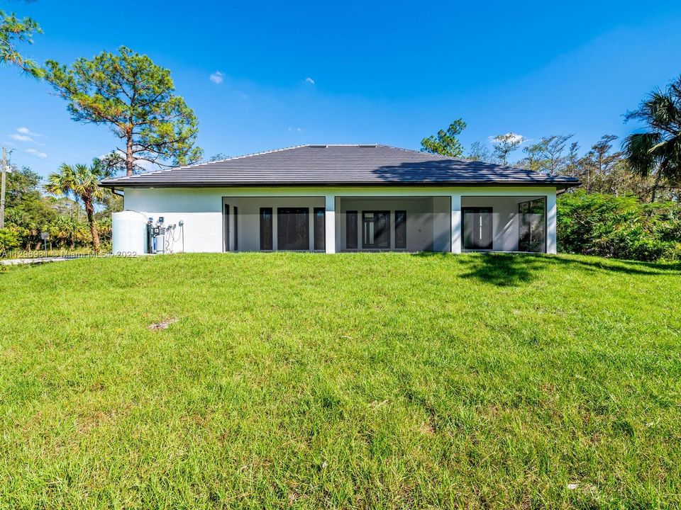 Recently Sold: $1,190,000 (4 beds, 4 baths, 2644 Square Feet)