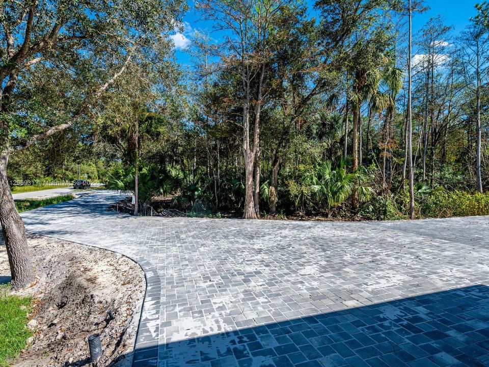 Recently Sold: $1,190,000 (4 beds, 4 baths, 2644 Square Feet)