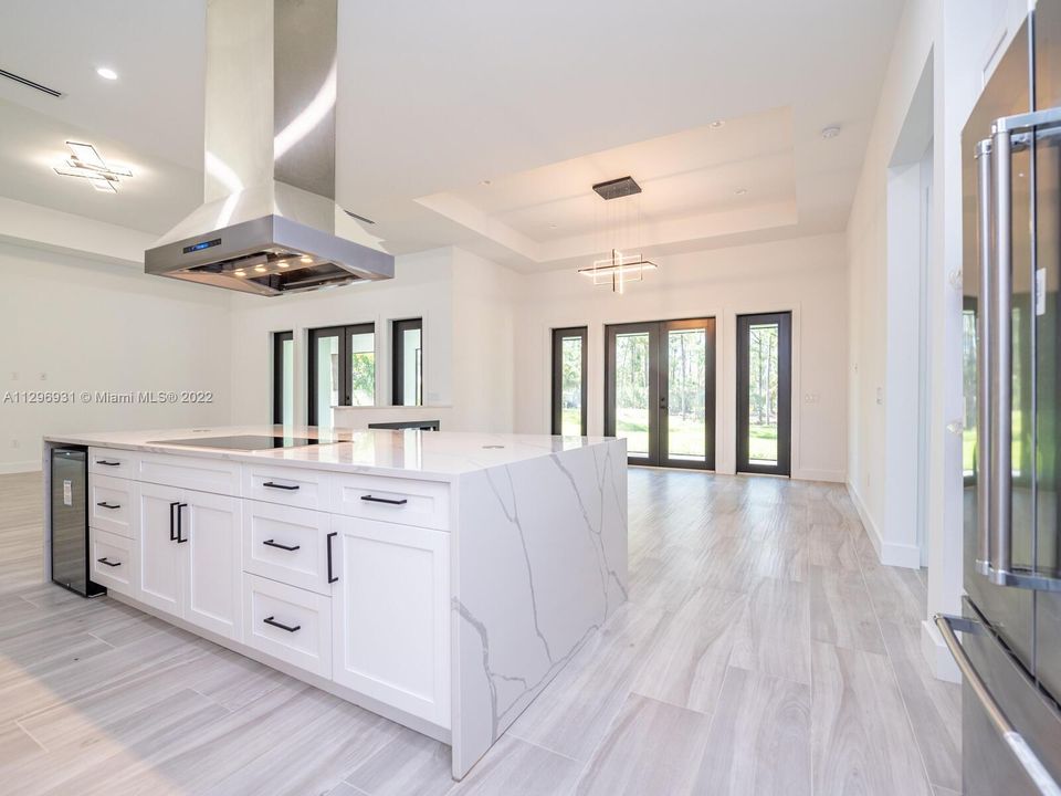 Recently Sold: $1,190,000 (4 beds, 4 baths, 2644 Square Feet)