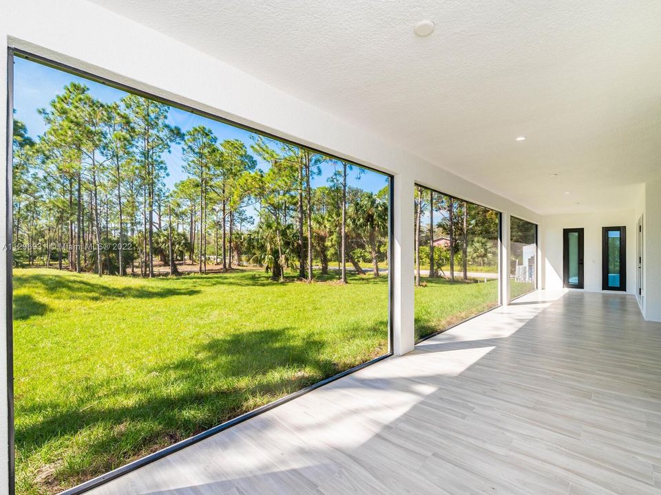 Recently Sold: $1,190,000 (4 beds, 4 baths, 2644 Square Feet)