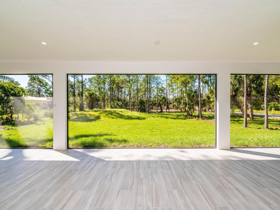 Recently Sold: $1,190,000 (4 beds, 4 baths, 2644 Square Feet)