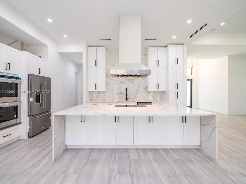 Recently Sold: $1,190,000 (4 beds, 4 baths, 2644 Square Feet)