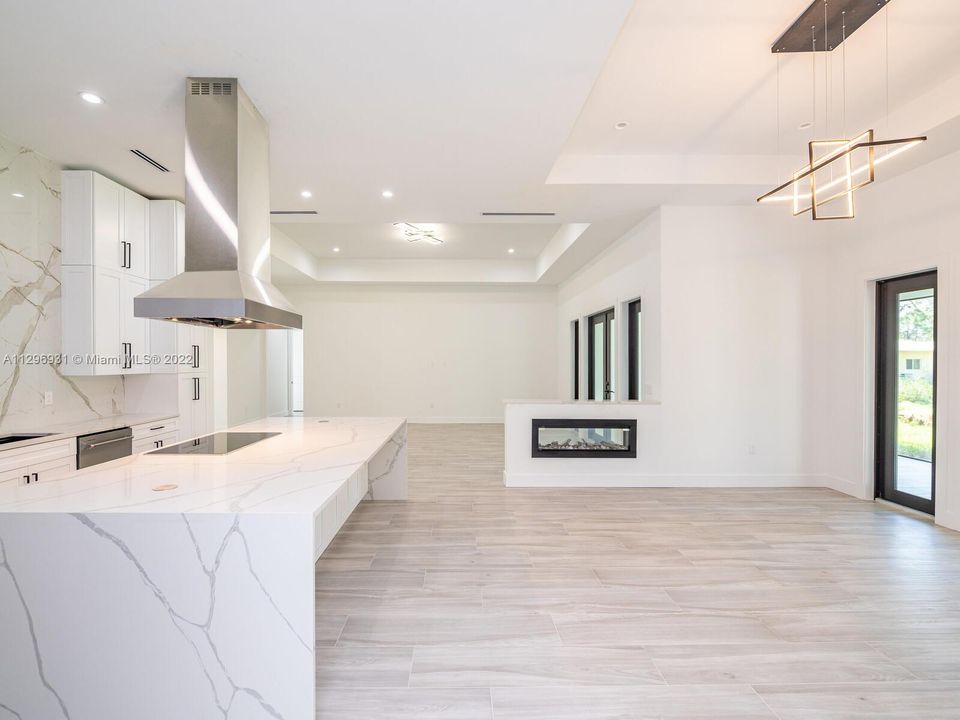 Recently Sold: $1,190,000 (4 beds, 4 baths, 2644 Square Feet)