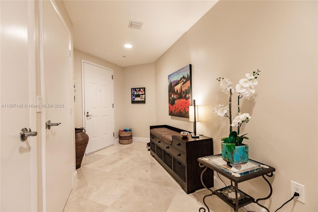 Recently Sold: $899,000 (2 beds, 2 baths, 2228 Square Feet)
