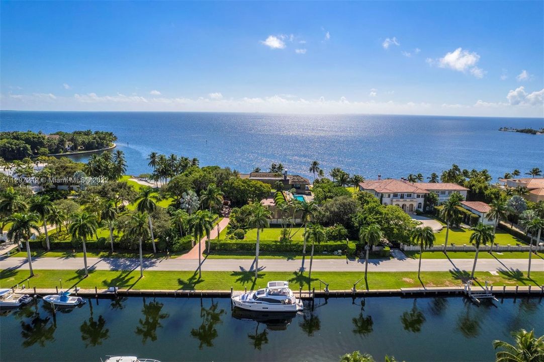 Recently Sold: $45,000,000 (7 beds, 5 baths, 11478 Square Feet)