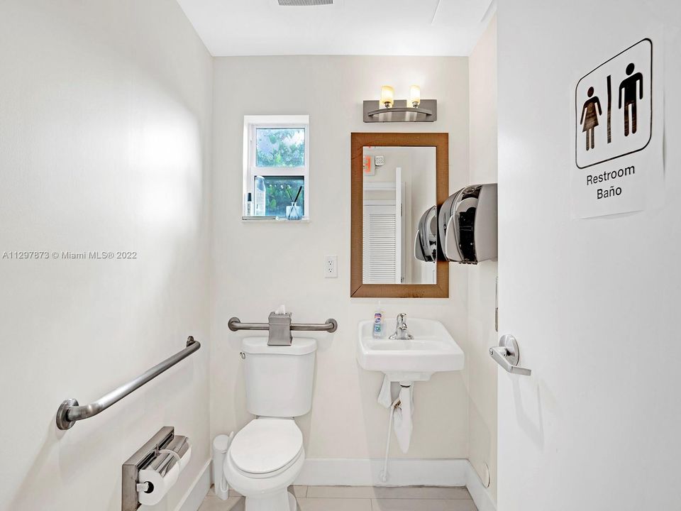 Недавно арендовано: $8,900 (0 спален, 0 ванн, 0 Квадратных фут)