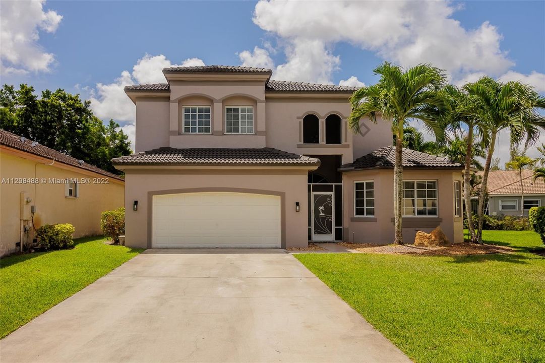 Recently Sold: $560,000 (5 beds, 3 baths, 2979 Square Feet)
