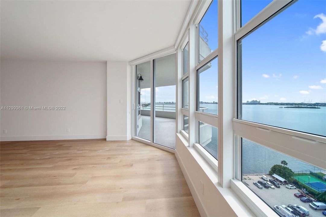 Recently Rented: $5,349 (2 beds, 2 baths, 1398 Square Feet)