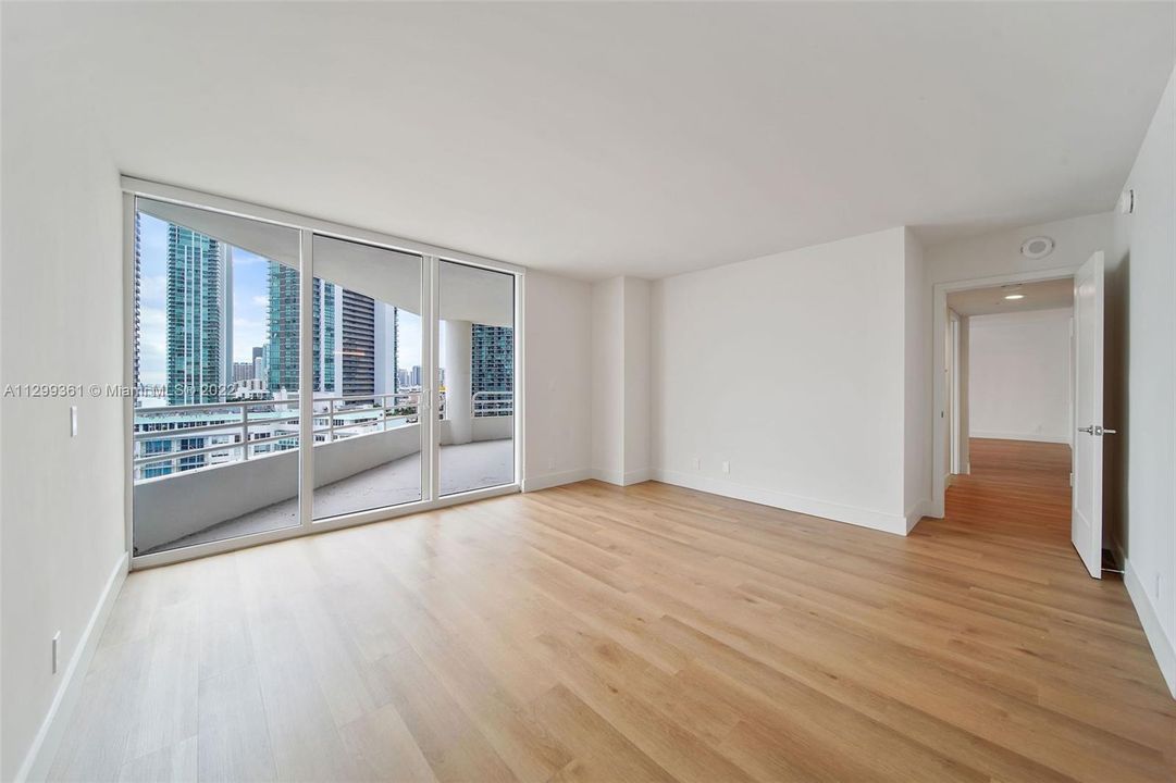 Recently Rented: $5,349 (2 beds, 2 baths, 1398 Square Feet)