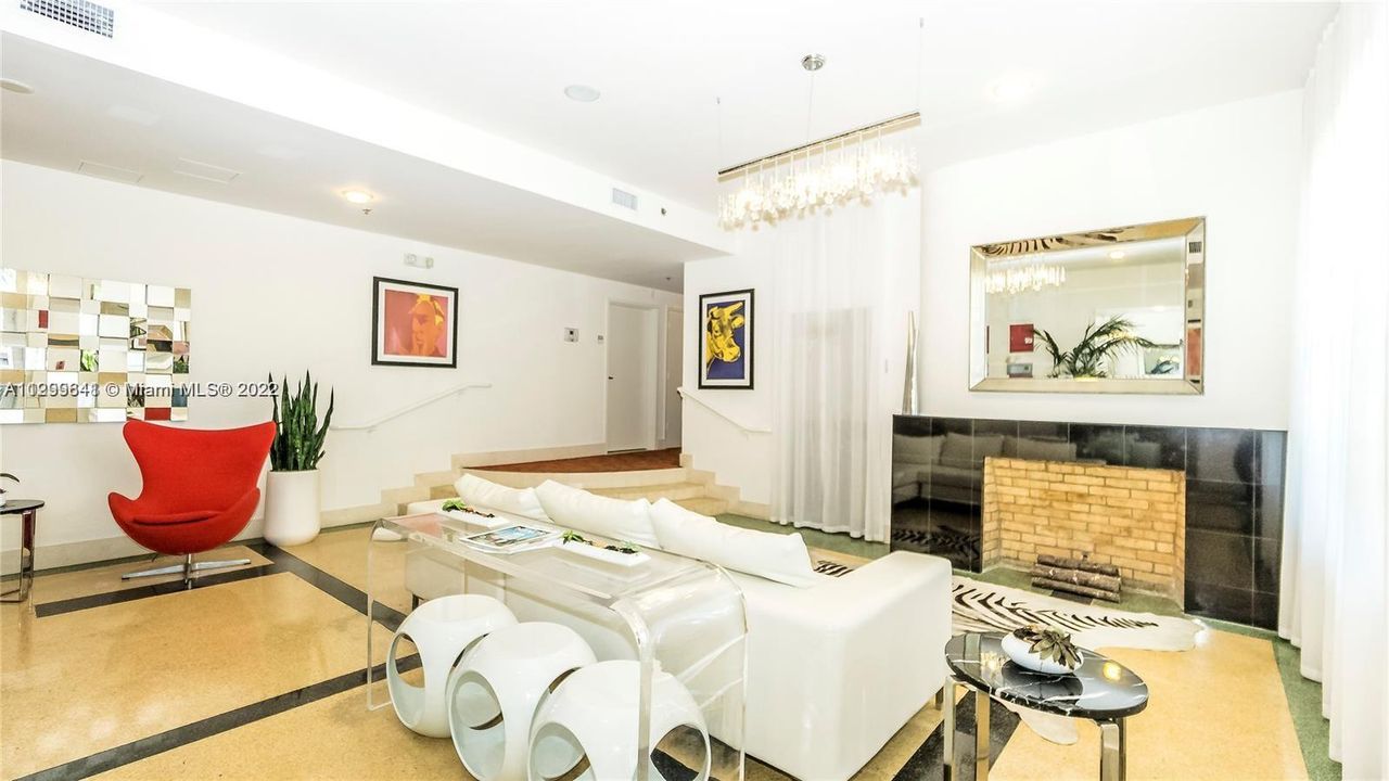 最近租的: $2,200 (1 贝兹, 1 浴室, 518 平方英尺)