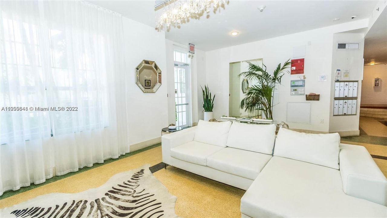 最近租的: $2,200 (1 贝兹, 1 浴室, 518 平方英尺)