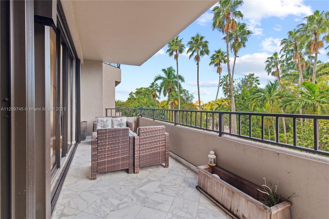 Recently Sold: $977,900 (2 beds, 2 baths, 1532 Square Feet)