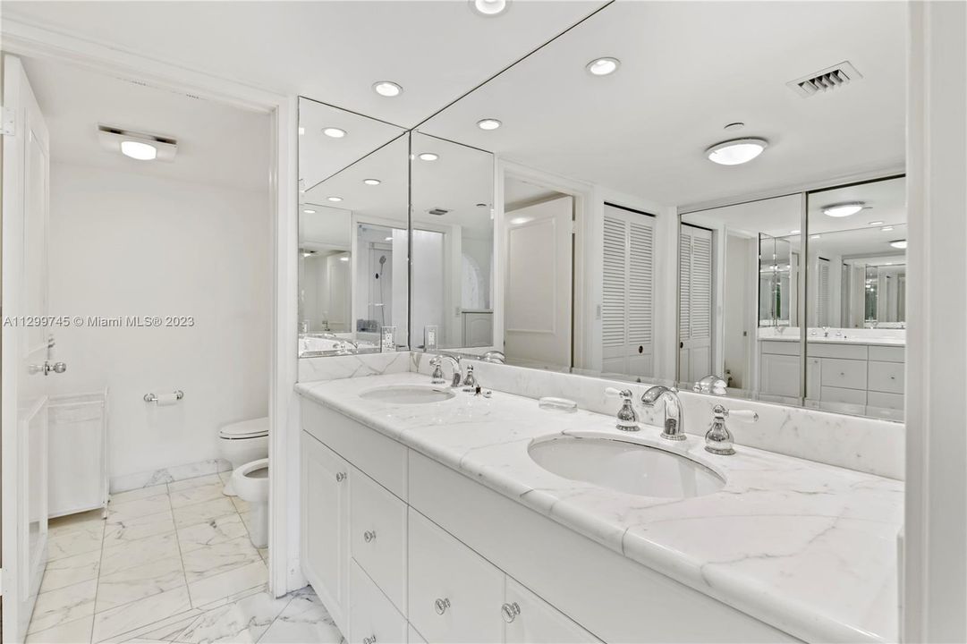 Recently Sold: $977,900 (2 beds, 2 baths, 1532 Square Feet)