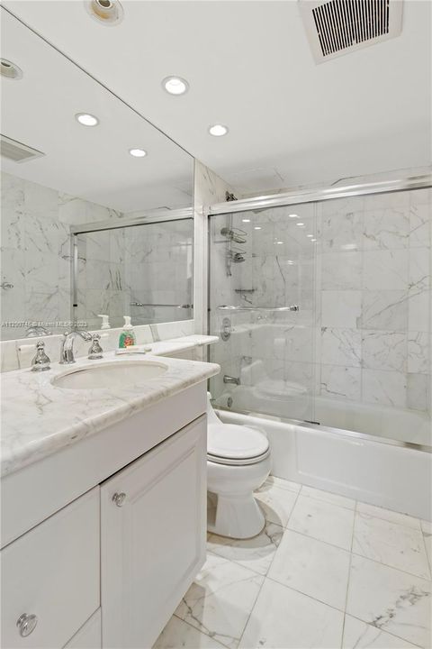 Recently Sold: $977,900 (2 beds, 2 baths, 1532 Square Feet)