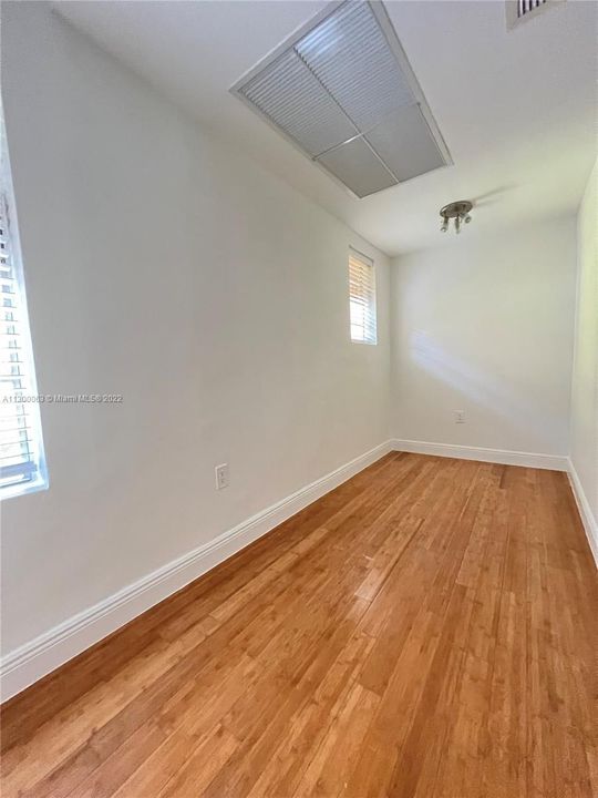 Recently Sold: $337,000 (1 beds, 1 baths, 603 Square Feet)