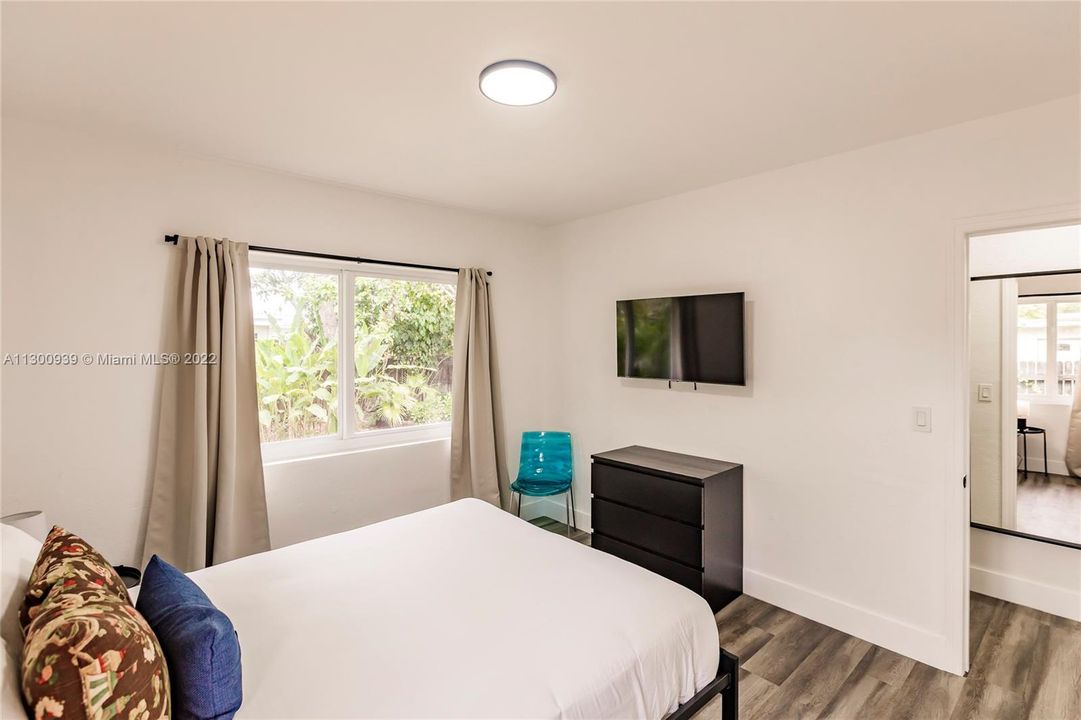 最近租的: $2,800 (2 贝兹, 1 浴室, 850 平方英尺)