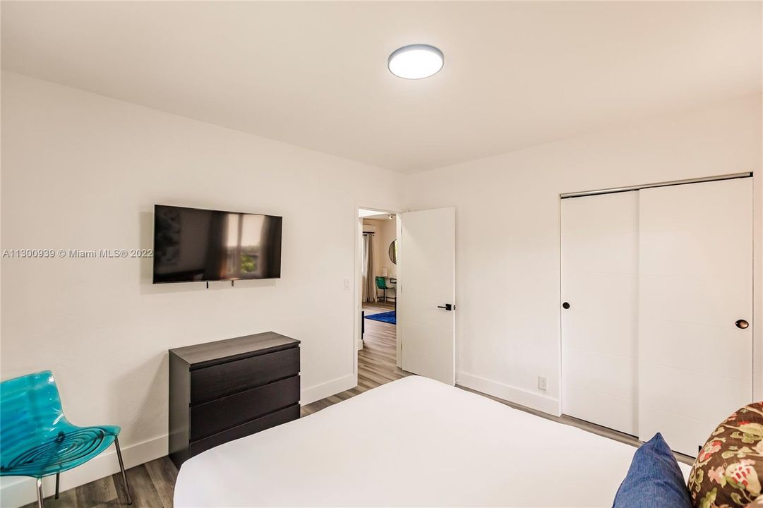 最近租的: $2,800 (2 贝兹, 1 浴室, 850 平方英尺)