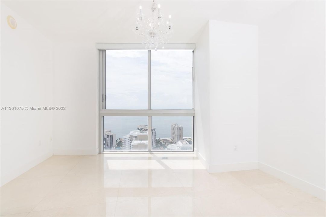 Recently Sold: $1,290,000 (2 beds, 2 baths, 1654 Square Feet)