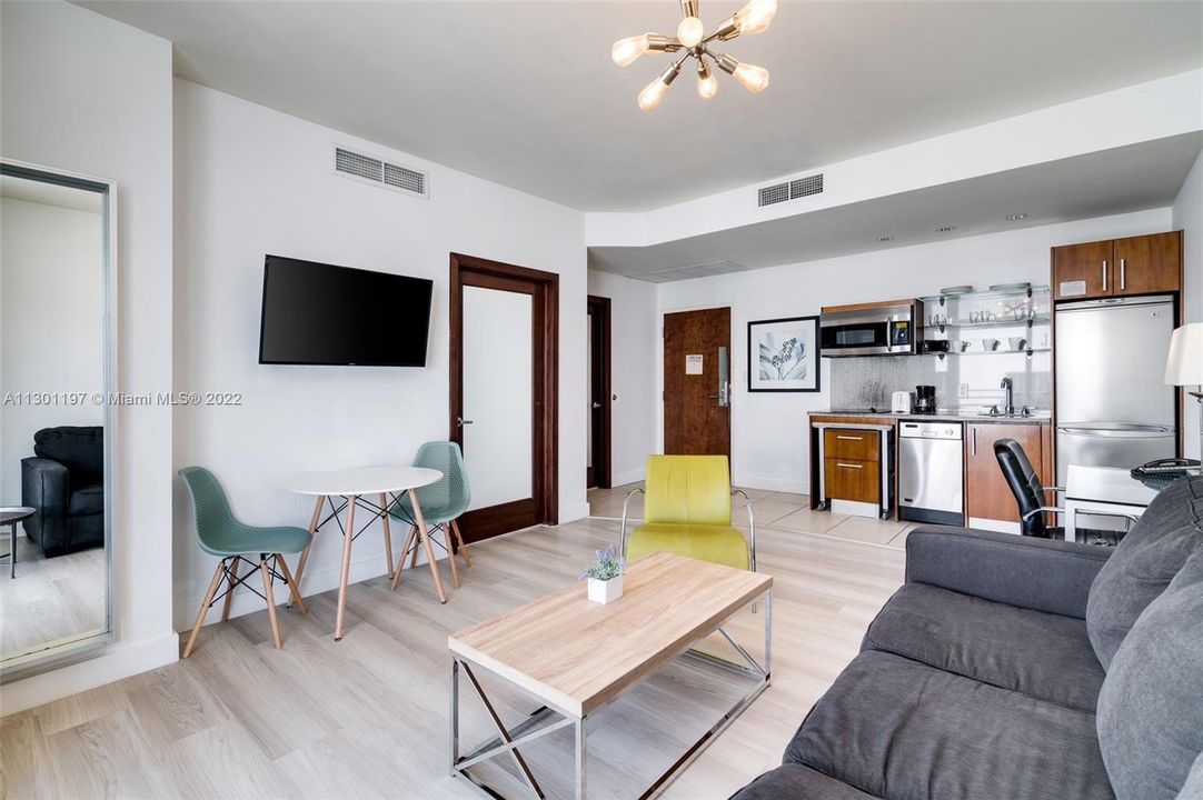 Recently Sold: $370,000 (1 beds, 1 baths, 474 Square Feet)