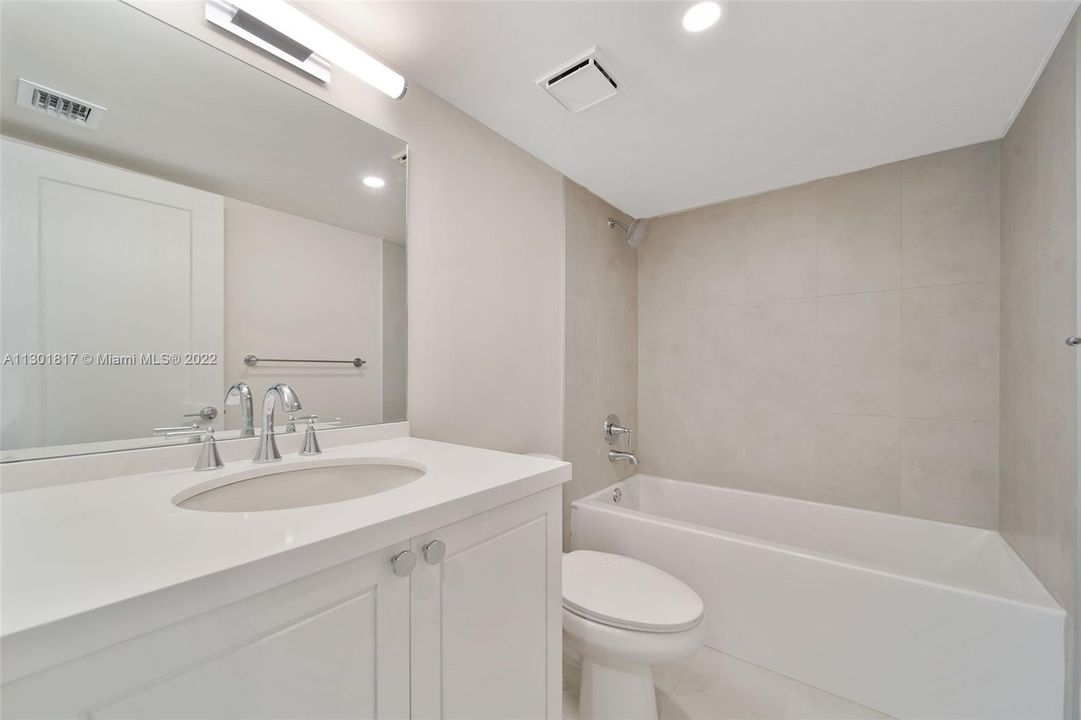 Недавно арендовано: $5,324 (2 спален, 2 ванн, 1398 Квадратных фут)