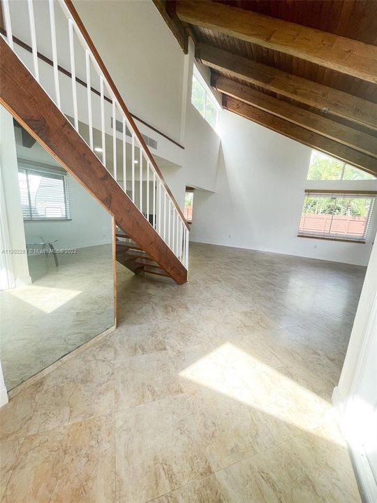 最近租的: $4,550 (3 贝兹, 2 浴室, 1832 平方英尺)