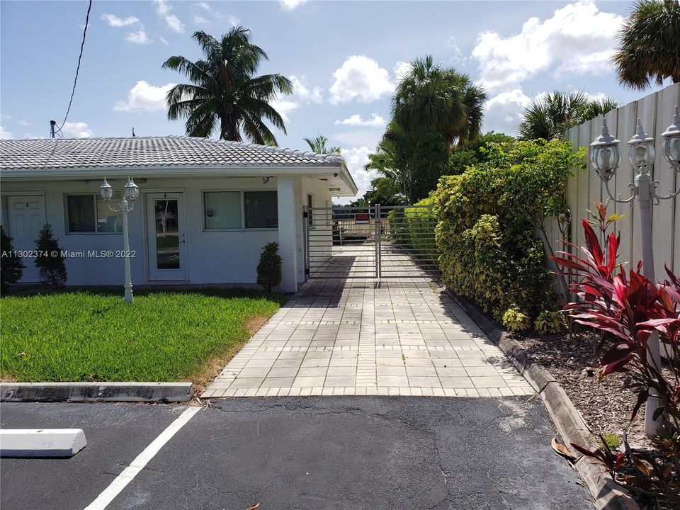 Recently Sold: $800,000 (0 beds, 0 baths, 0 Square Feet)