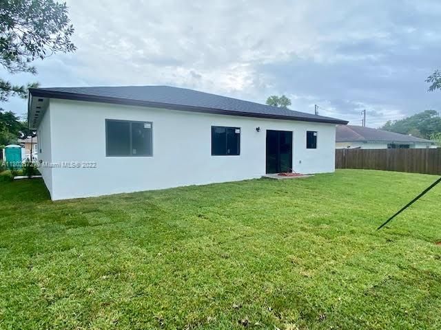Recently Sold: $539,000 (4 beds, 2 baths, 1804 Square Feet)