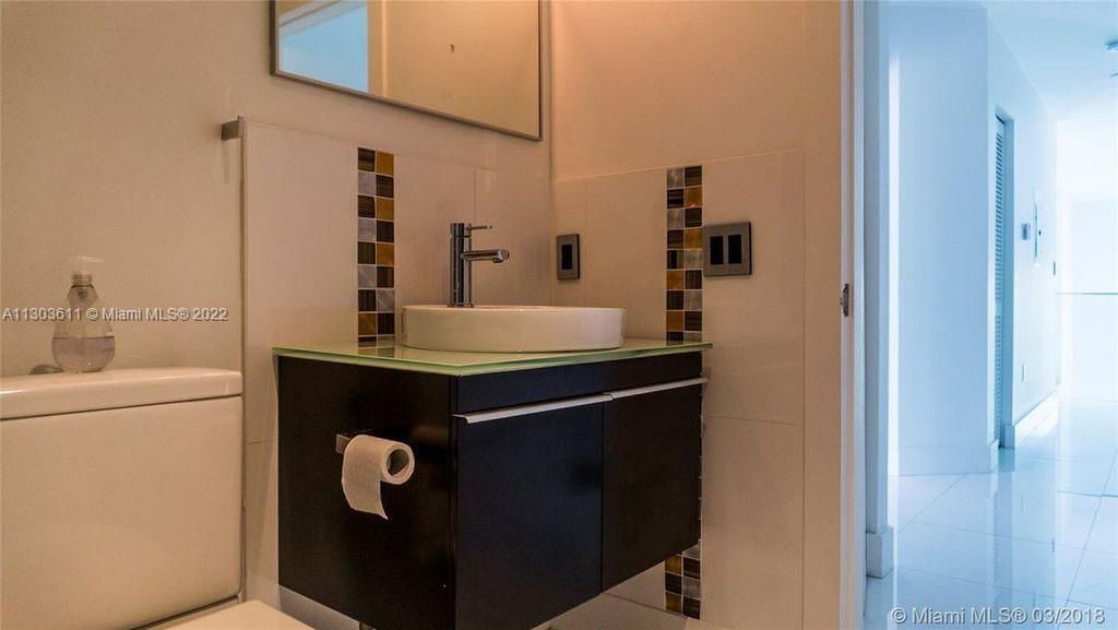 Недавно арендовано: $14,500 (4 спален, 4 ванн, 2863 Квадратных фут)