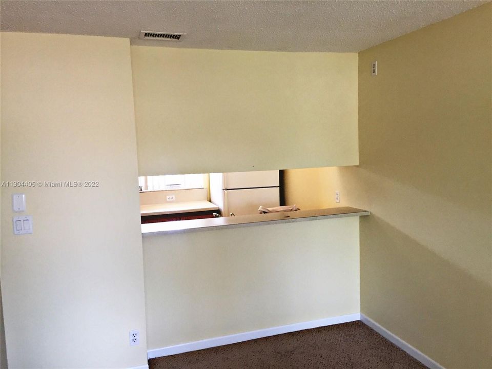 Recently Rented: $1,900 (2 beds, 2 baths, 767 Square Feet)