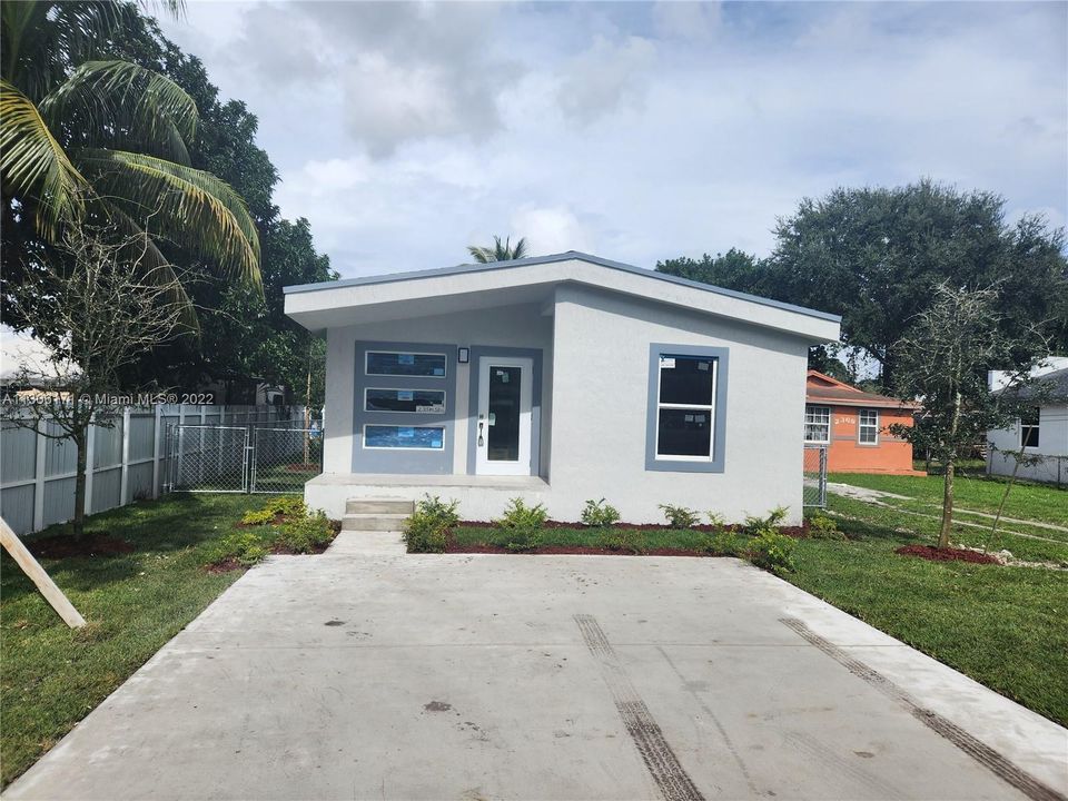 Recently Sold: $429,000 (3 beds, 2 baths, 1200 Square Feet)