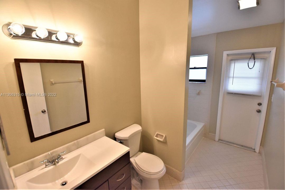 Недавно арендовано: $3,150 (3 спален, 2 ванн, 1679 Квадратных фут)