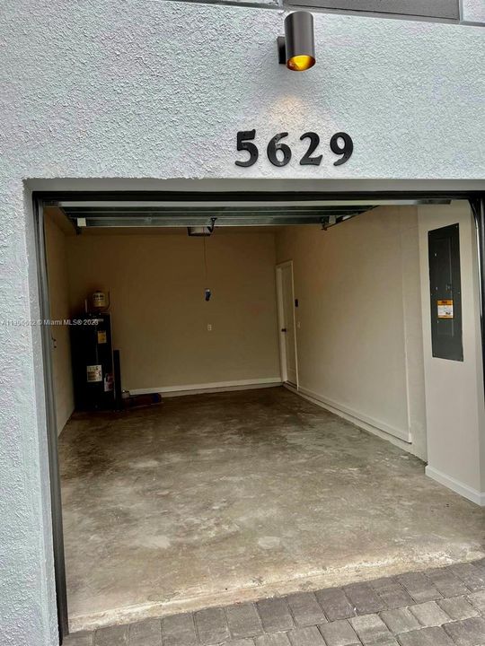 Recientemente alquilado: $2,850 (3 camas, 2 baños, 1485 Pies cuadrados)