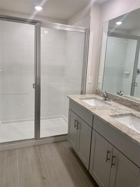 Recientemente alquilado: $2,850 (3 camas, 2 baños, 1485 Pies cuadrados)