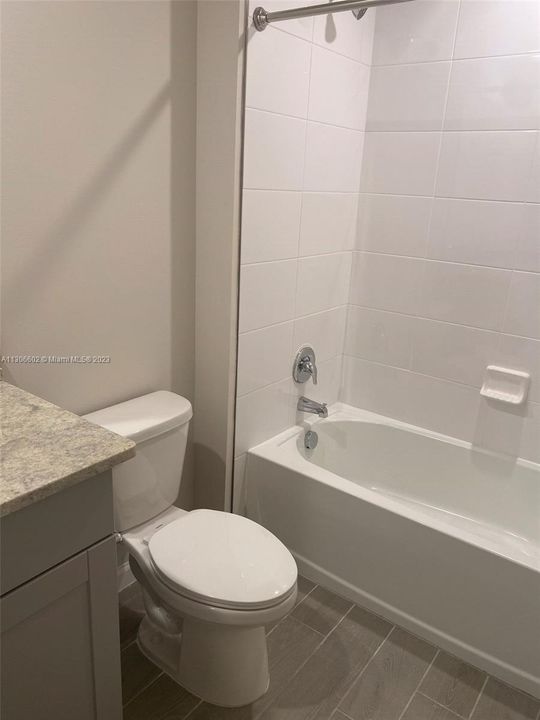 Recientemente alquilado: $2,850 (3 camas, 2 baños, 1485 Pies cuadrados)