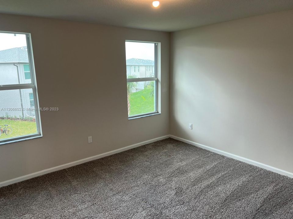 Recientemente alquilado: $2,850 (3 camas, 2 baños, 1485 Pies cuadrados)