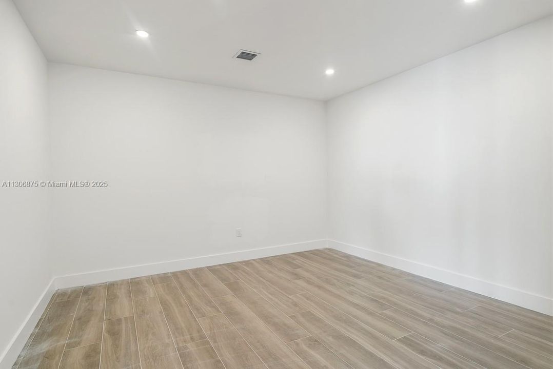 Bedroom #6 - Walk-In Closet